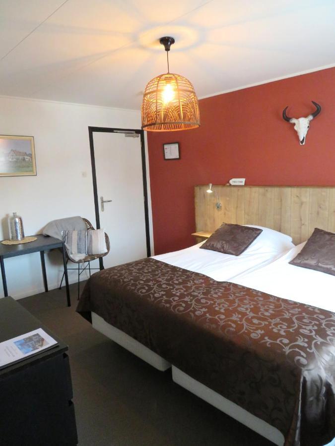 Fleurie De Montagne Hotel Mechelen Kamer foto